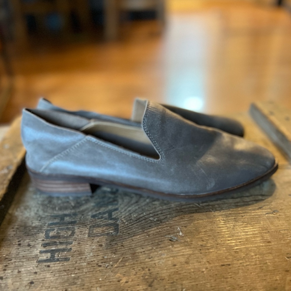 NEW Lucky Brand Cahill Leather Shoe Open Grey 9.5